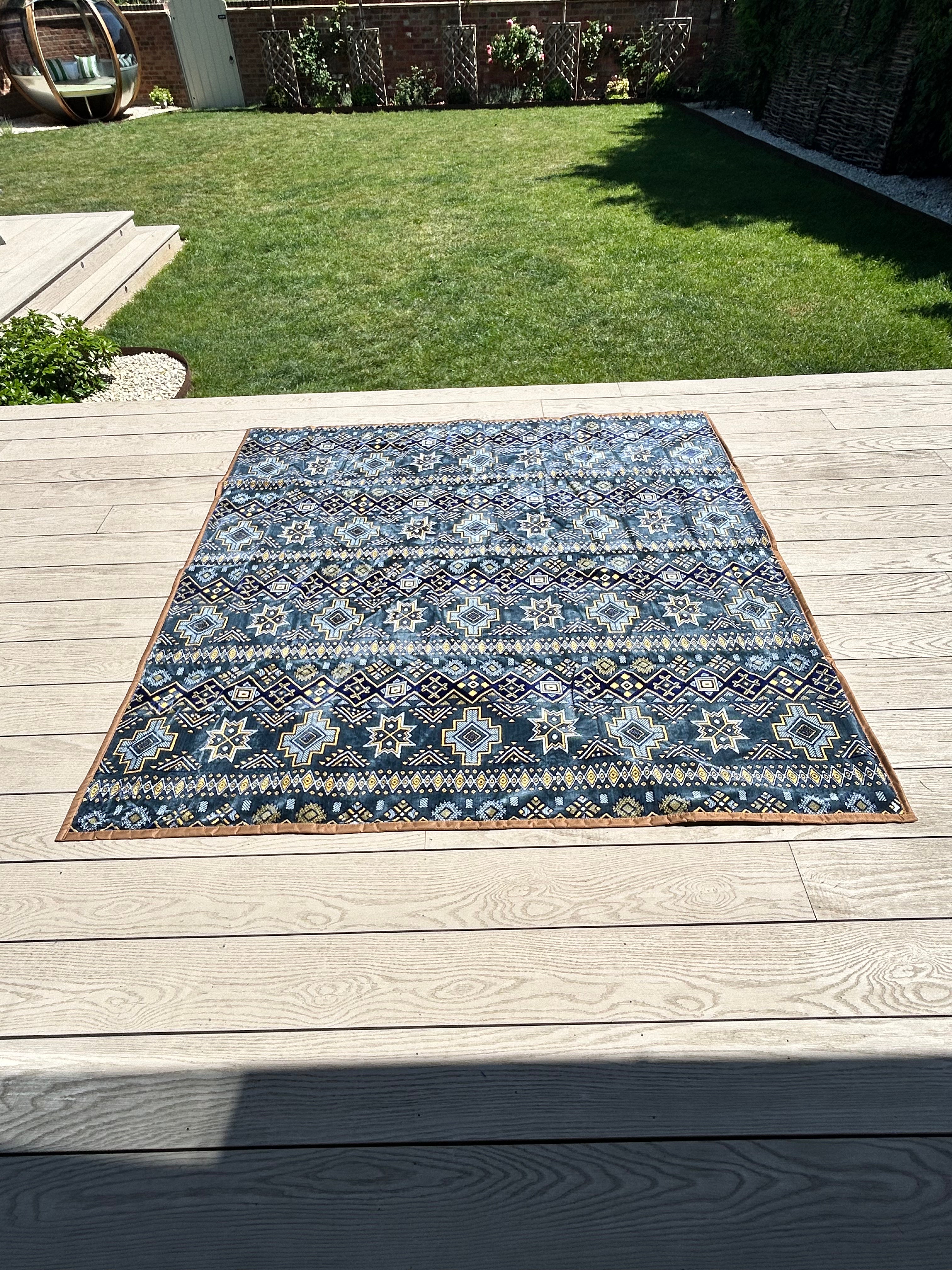 LAYLA BLUE 2x2m OUTDOOR RUG